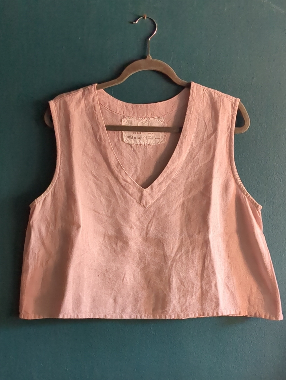 notPERFECTLINEN 100% Linen Vienna V-Neck Tank Top in Light Pink